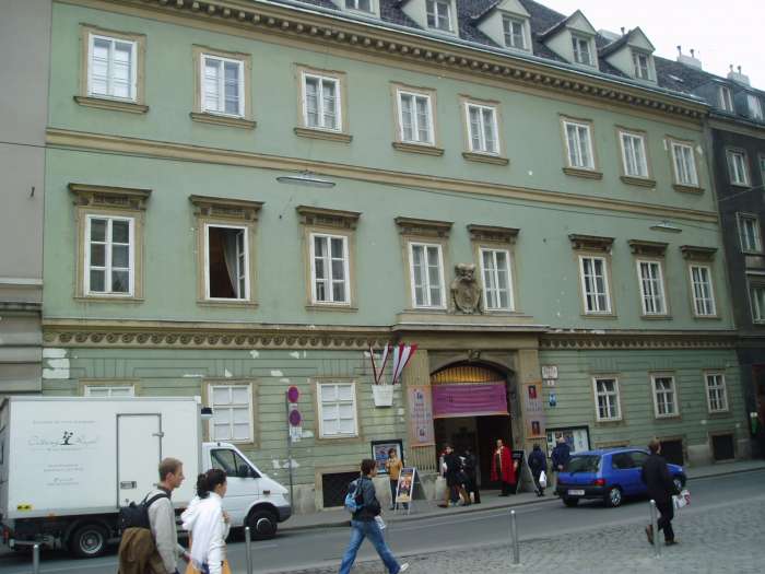 Josepsplatz 6.jpg Josepsplatz 6.jpg