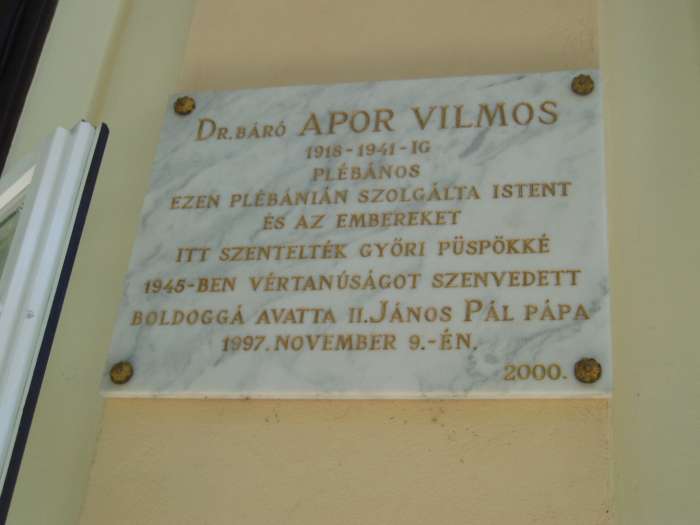 Gyula, Harruckern tér 01. 3.kép.jpg Gyula, Harruckern tér 01. 3.kép.jpg