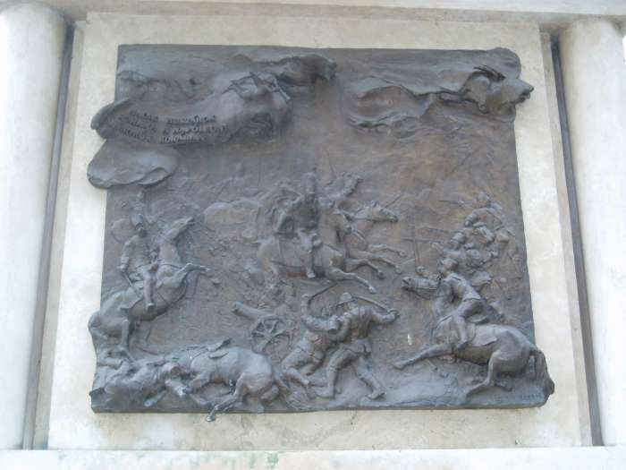 Nyíregyháza, Országzászló tér: Magyar huszár 2.kép.jpg Nyíregyháza, Országzászló tér: Magyar huszár 2.kép.jpg