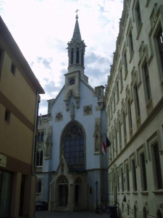 Sopron, Orsolya tér. Volt Orsolya-templom.jpg Sopron, Orsolya tér. Volt Orsolya-templom.jpg