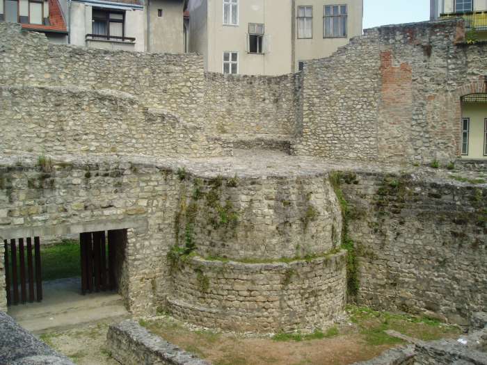 Sopron, Scarbantia Régészeti Park 6.kép.jpg Sopron, Scarbantia Régészeti Park 6.kép.jpg