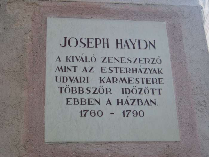 Sopron, Templom u. 04. 5.kép.jpg Sopron, Templom u. 04. 5.kép.jpg